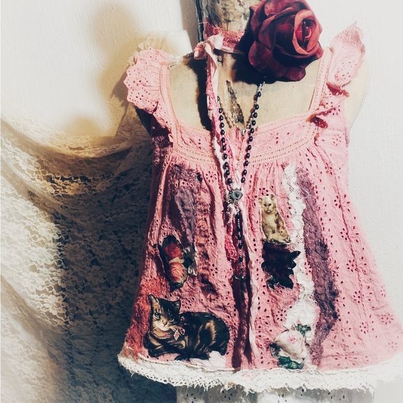 AngelaAnneStyle Tops - Wearable Art Kittens & Roses Magnolia Pearl Top